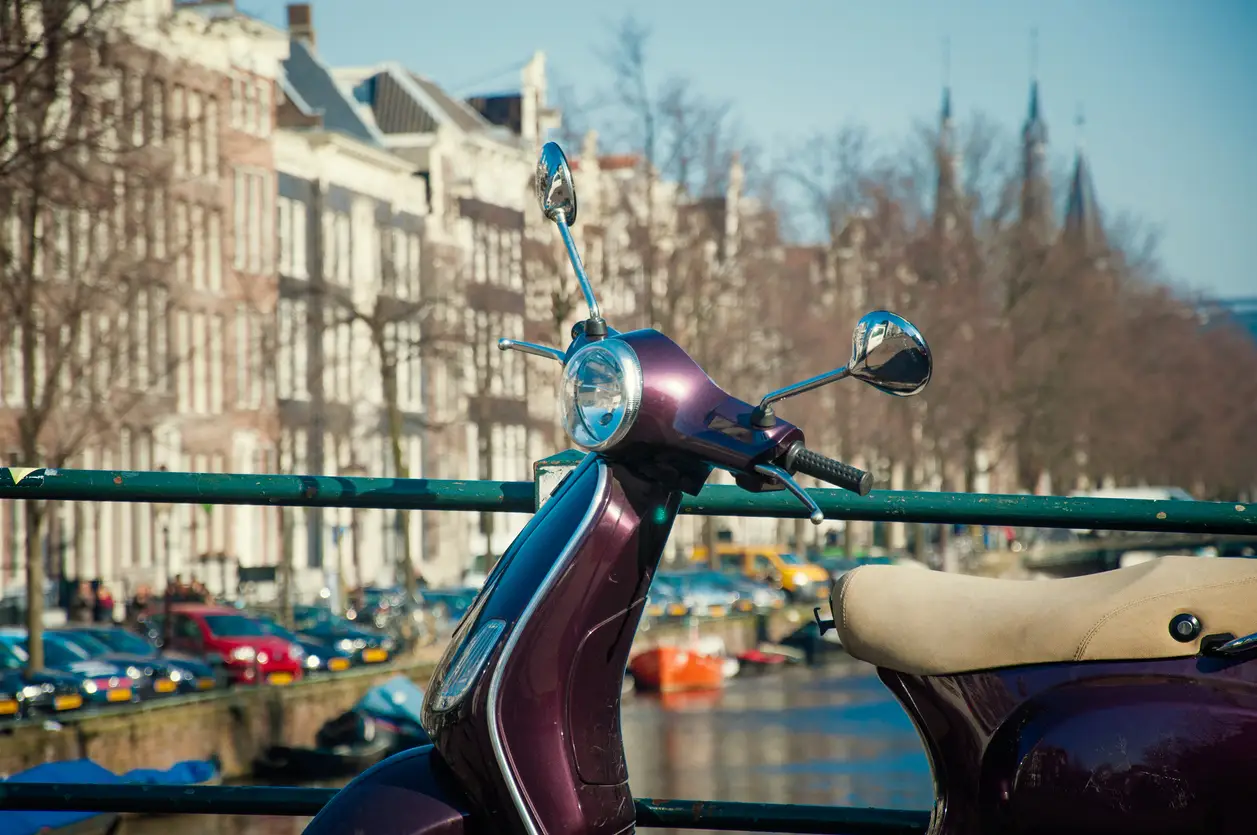 De beste dekking kiezen voor je scooterverzekering: Zo maak je de juiste keuze!