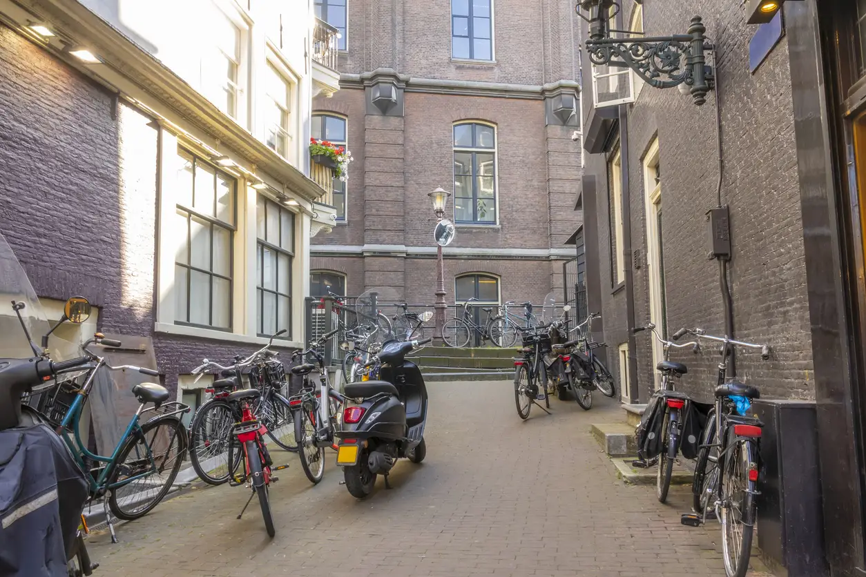 5 Slimme tips om te besparen op je scooterverzekering!